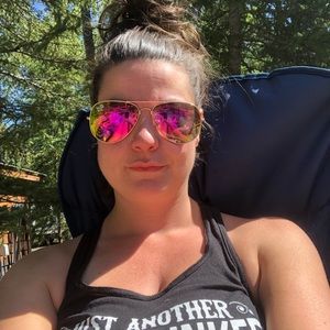 Meet your Posher, Lindsey